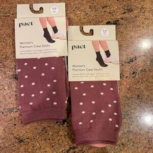NEW! Pact Upstate Polkadot Plum  Premium Crew Socks Two Pair NWT! Retail: $27